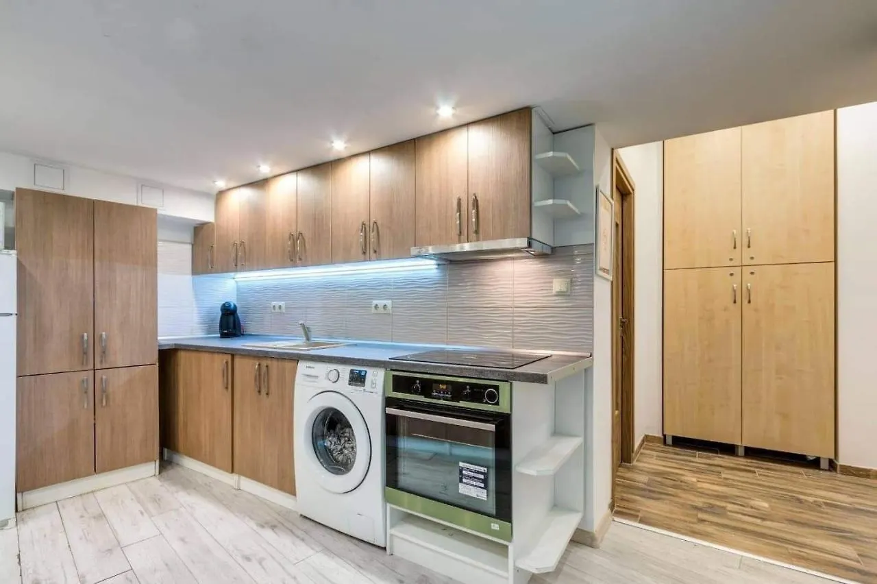 Baross Deluxe Apartment Budapest Hungary